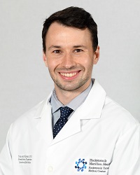 Maciej Kabat MD