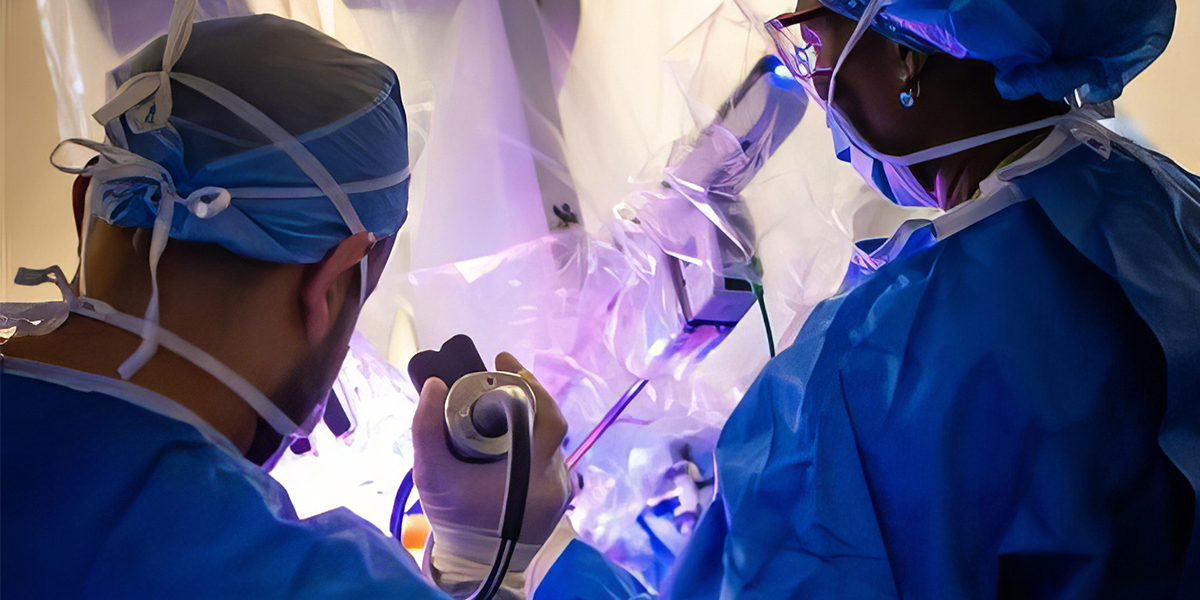 Urology Surgeons performing surgery using robot